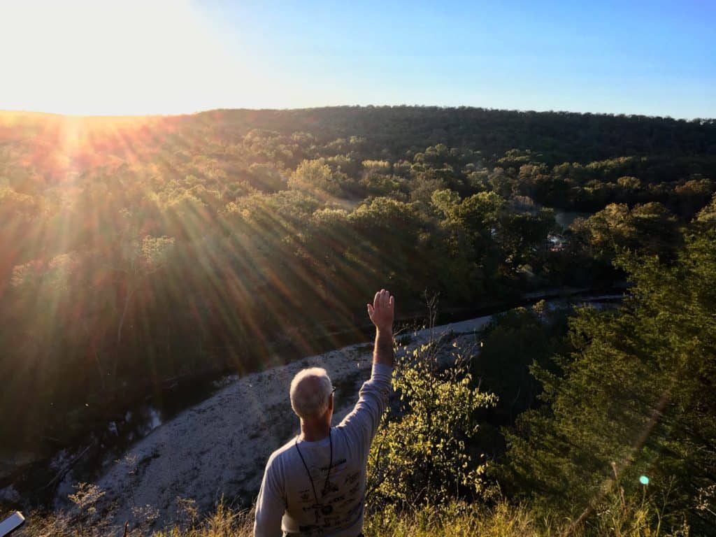 eagles-nest-hike-bluffs